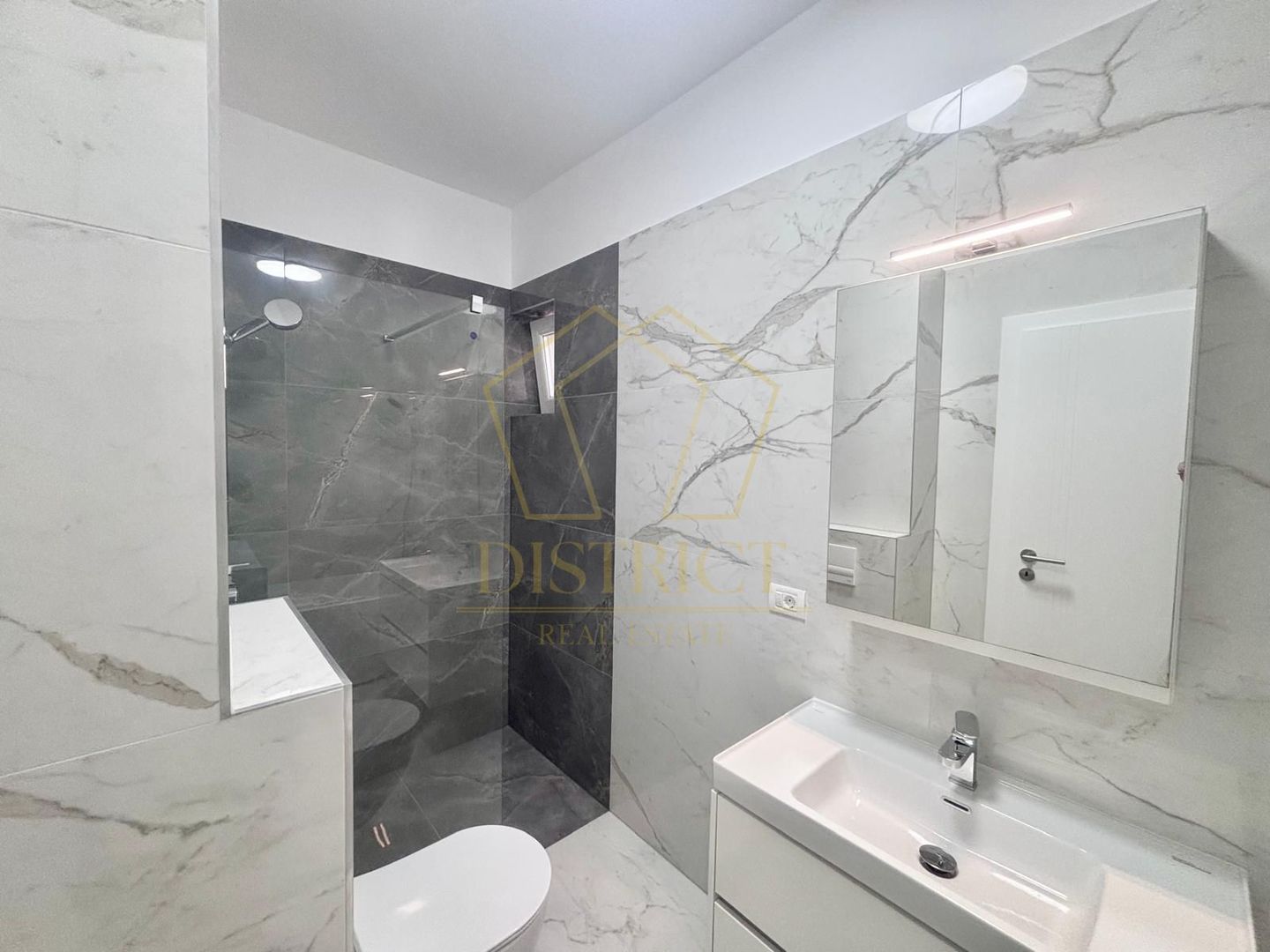 Penthouse semimobilat cu 3 camere | Torontalului - Poză 11