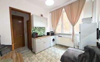 GARSONIERA | 28 MP | ETAJ 1/4 | ZONA UNIVERSITATE – ACADEMIEI | FARA RISC - Poză 1