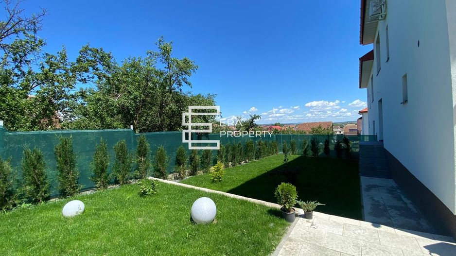 Duplex 4 camere -intabulat- teren 300 mp  -Locație Centrală, Sura Mică - Poză 10