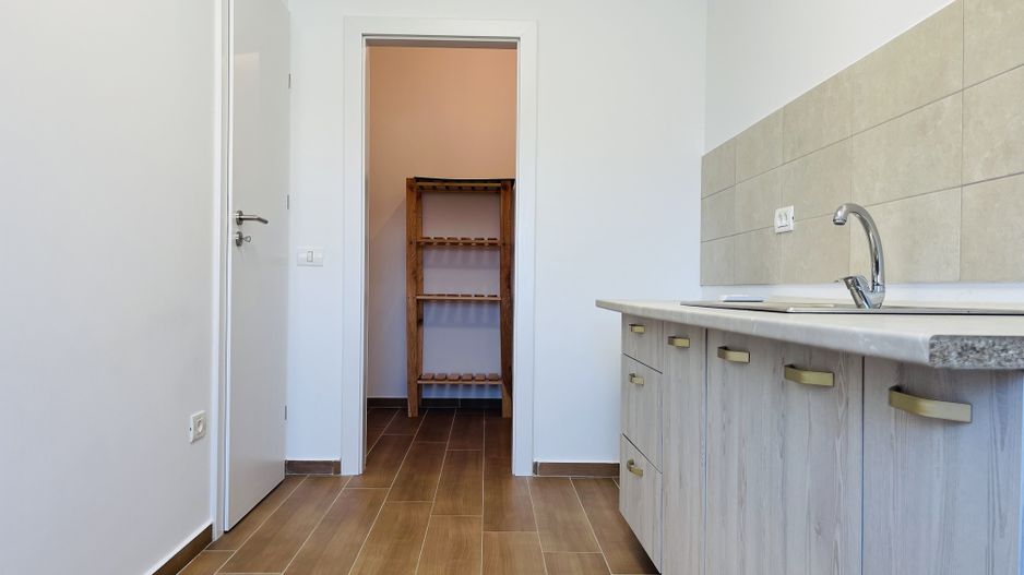 Spatiu comercial 3 incaperi, 55 mp | Curte proprie 50 mp | Parcare - Poză 13