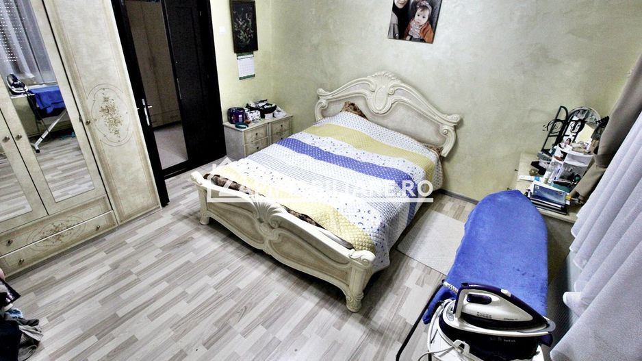 Casa 5 camere, 250 mp,3 băi,2.500mp teren,  0% comision - Poză 8