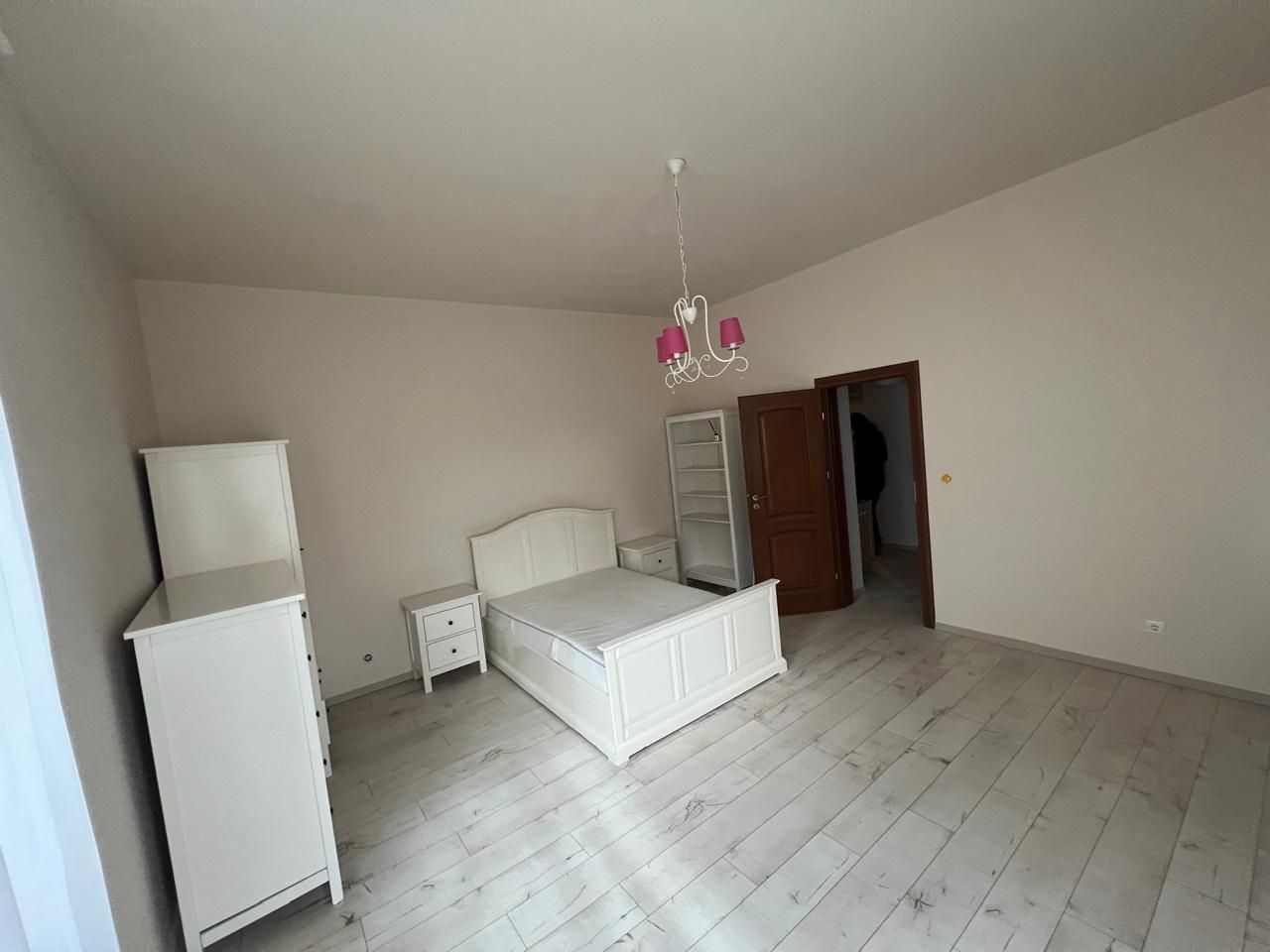 Apartament 3 camere, garaj si boxa - zona Centrala-Prefectura - Poză 26