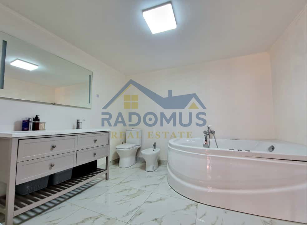 Casă cu piscină la preț de apartament - Ploiești - Teren 621 Mp - Poză 12