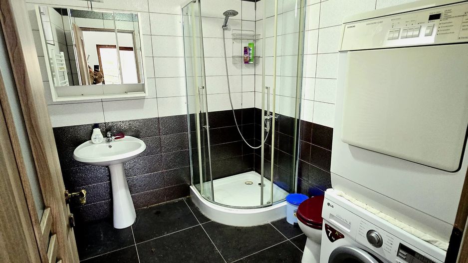 Casa 5 camere zona Lend langa strand - Poză 5