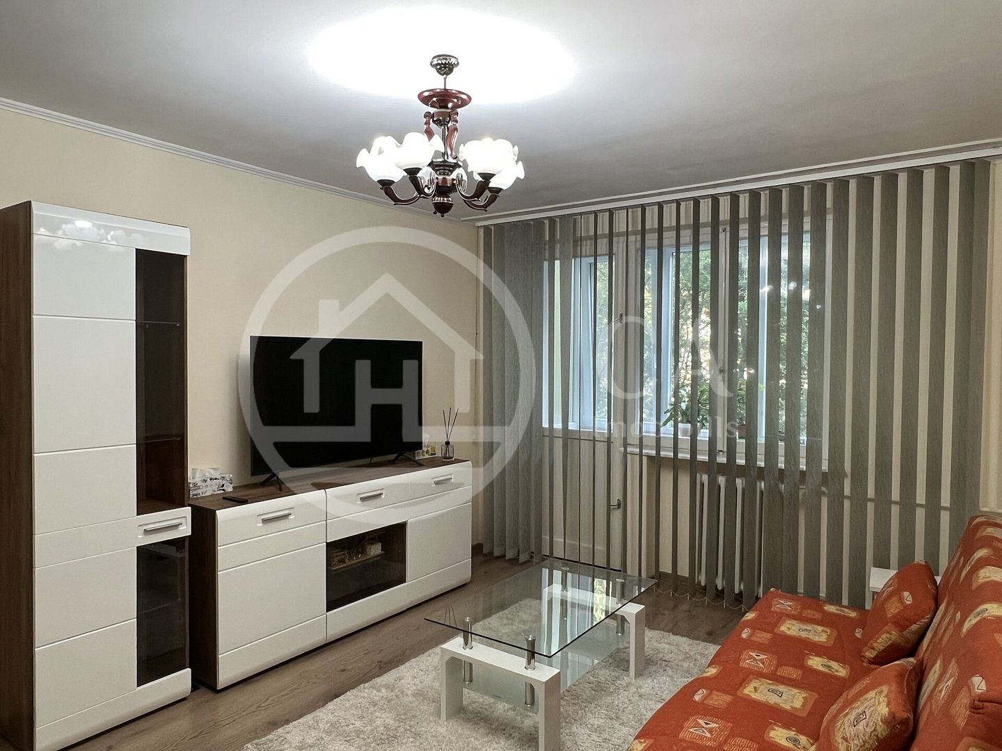 Apartament cu 2 camere de inchiriat in zona Rogerius Oradea - Poză 1