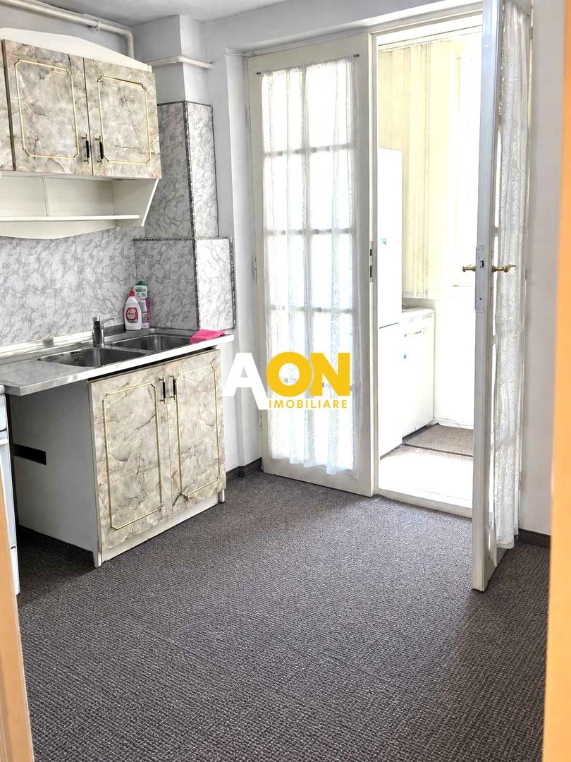 Apartament 2 camere, decomandat , ultracentral - Poză 4