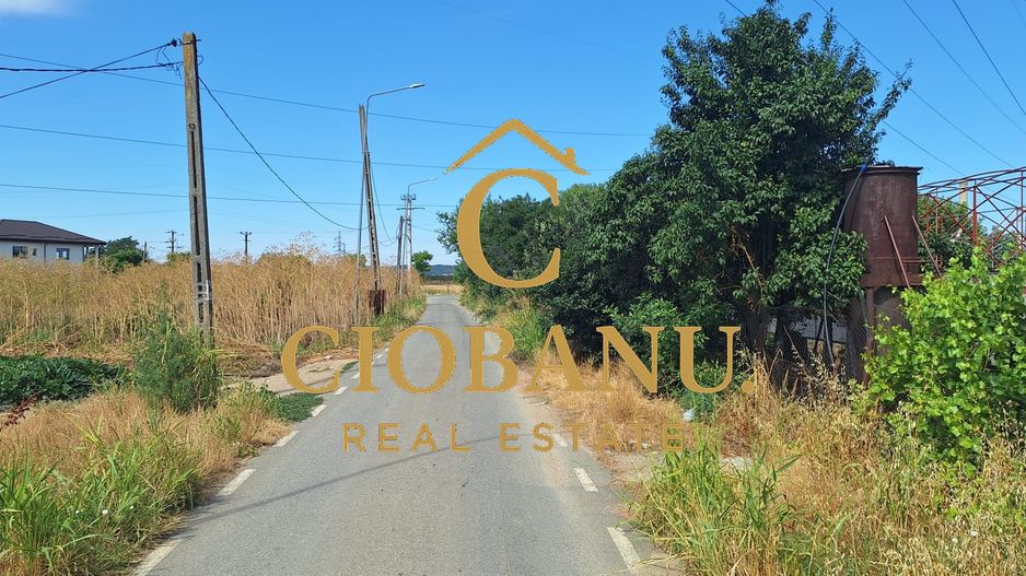 Teren intravilan de vanzare in Isalnita - Poză 5