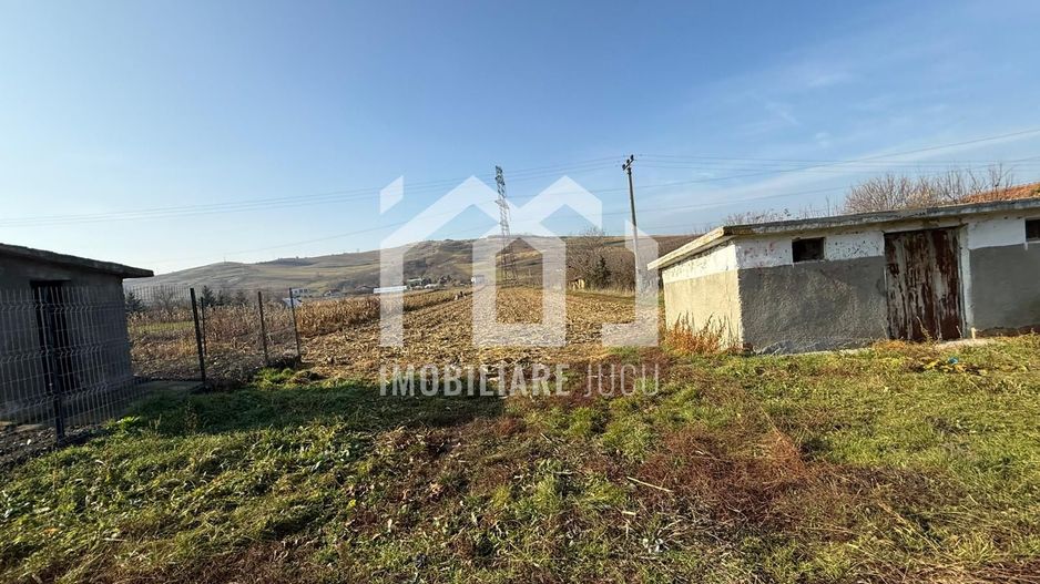 Loc de casa in centrul localitatii Gadalin,  1000mp, Nu necesita PUZ - Poză 3