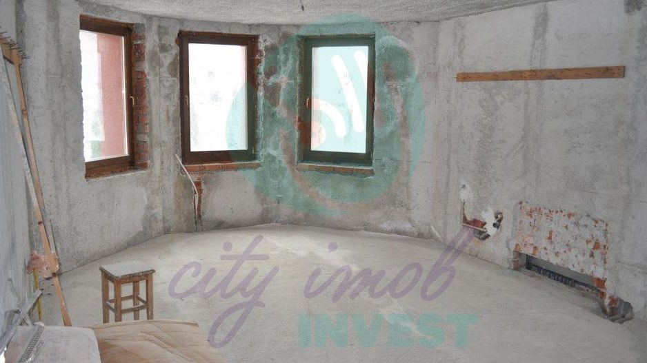 Vila spatioasa in zona exclusivista a orasului Piatra Neamt - Poză 7