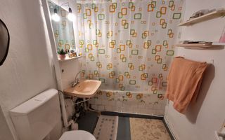 De vanzare apartament 2 camere, Cetate - Poză 6