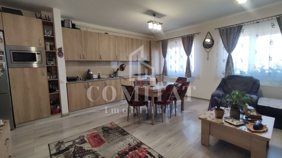 Apartament de vanzare | 3 camere | Zona Sesul de Sus - Poză 2