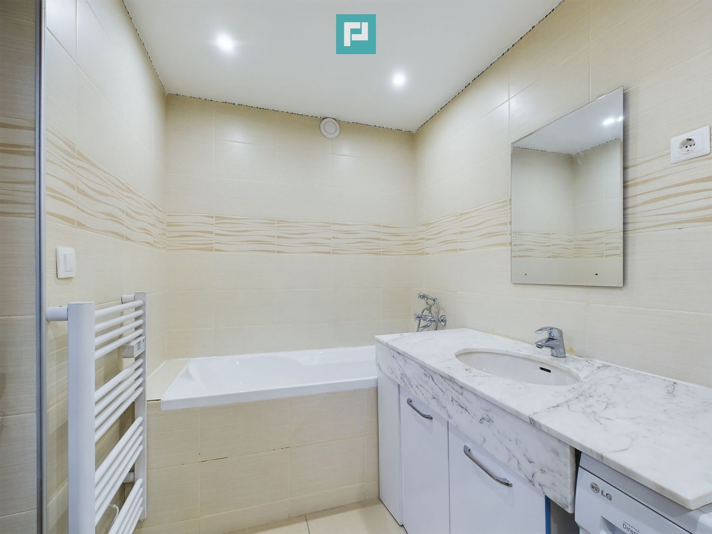 Casă cu 4 camere, renovată, în zona Gării de Nord - Poză 5