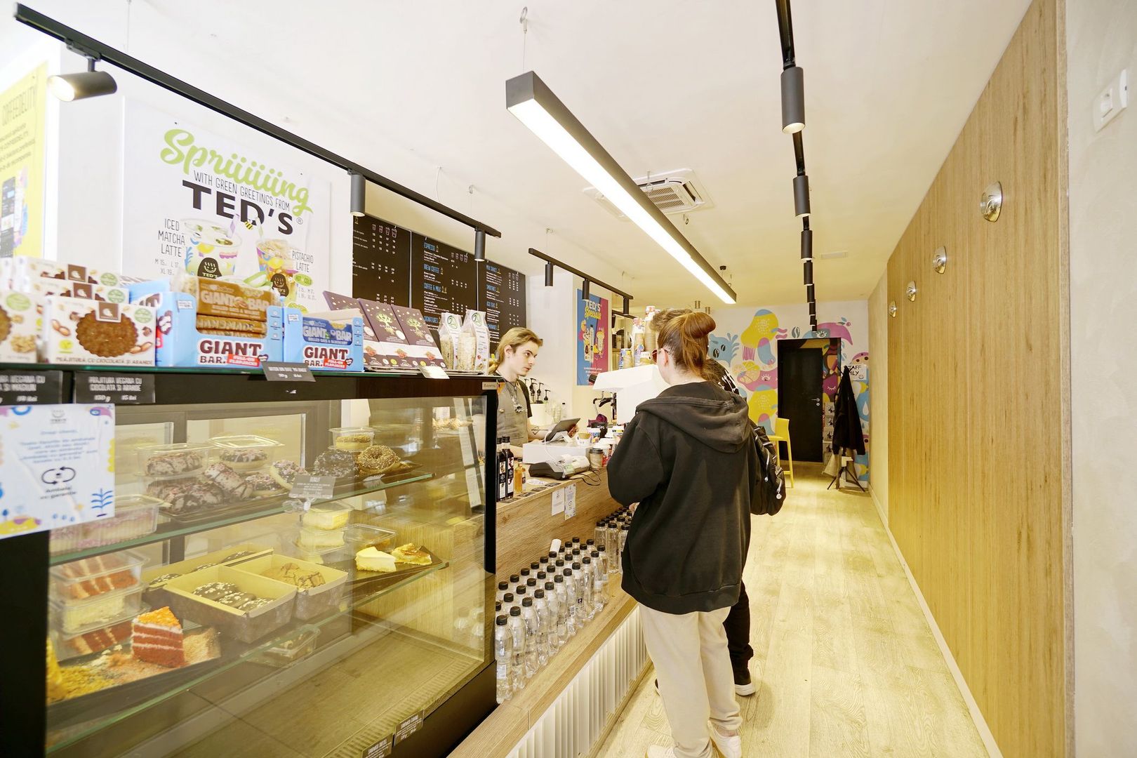 Spatiul comercial Piata Romana ,la coloane - Poză 9