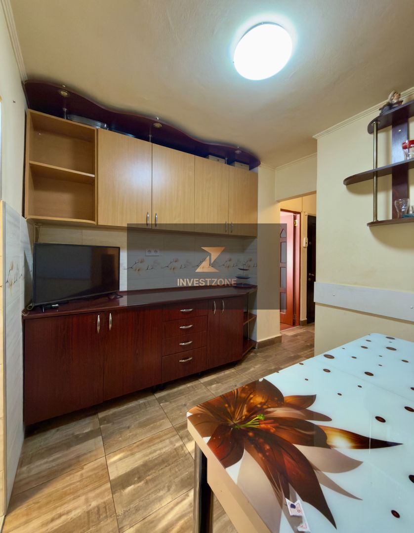 Apartament tip Pb mare, etaj 2, decomandat, str. Someșului, Oradea - Poză 42