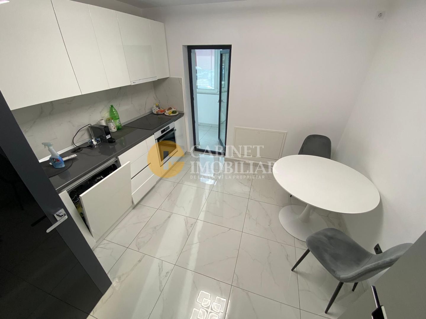 GARA BLOC TIP VILA - 2 CAMERE DECOMANDAT  - MOBILAT SI UTILAT - Poză 6