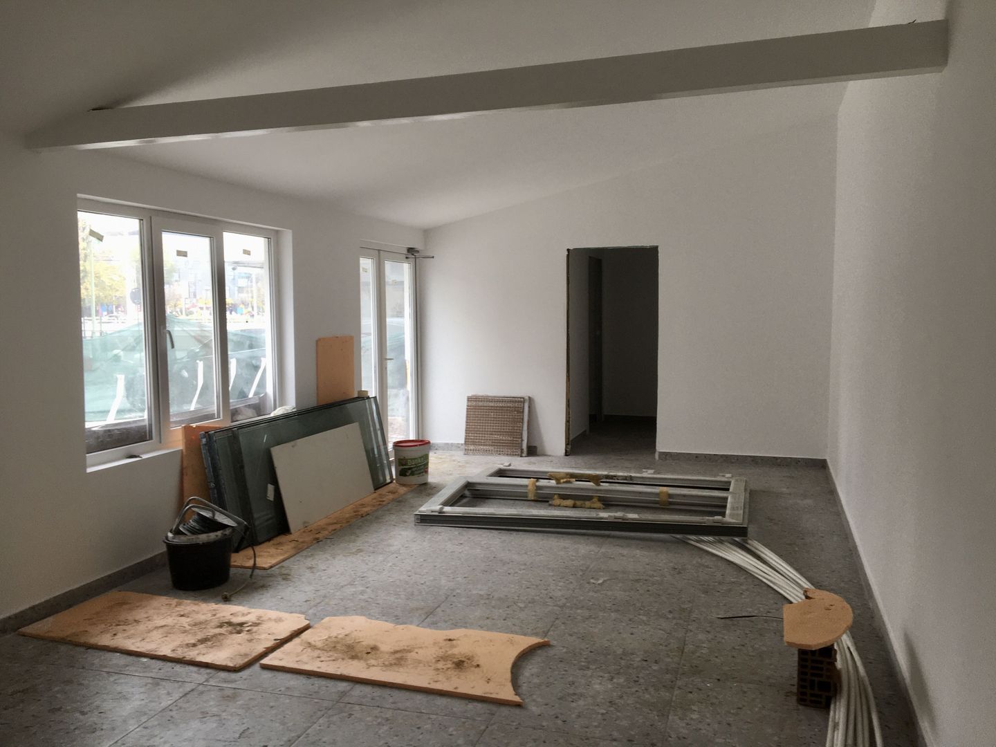 INCHIRIERE - spatiu comercial PIATA SUDULUI - parter, curte, parcare - Poză 7