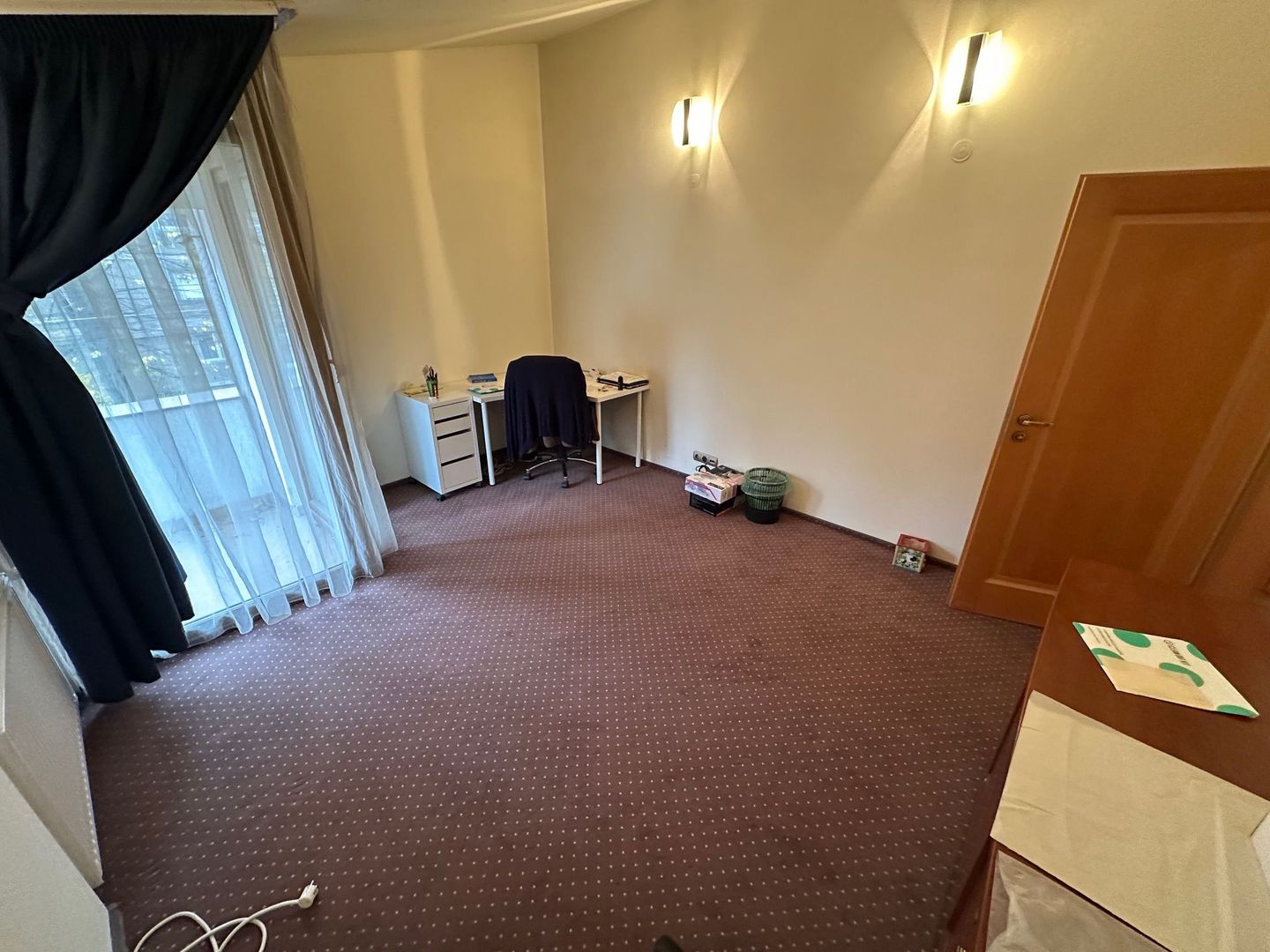 Casă / Vilă cu 6 camere în zona  Calea Aradului - Poză 42