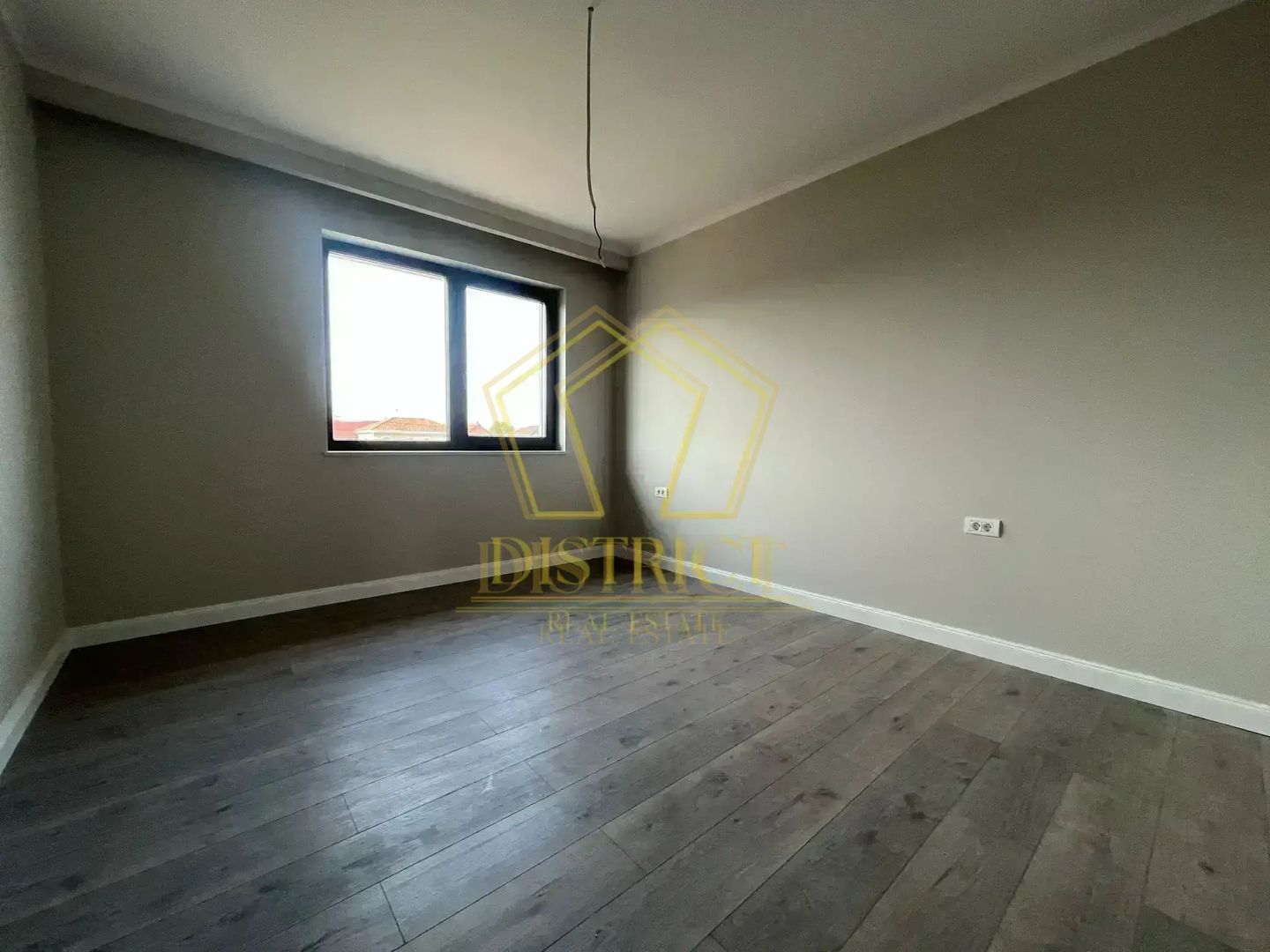 Duplex cu finisaje premium, perete dublu | 5 camere | Mosnita - Poză 7