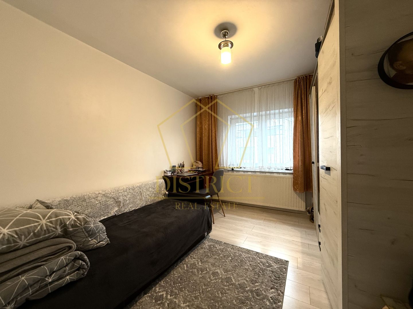 Apartament decomandat cu 3 camere si 2 balcoane | Soarelui - Poză 4