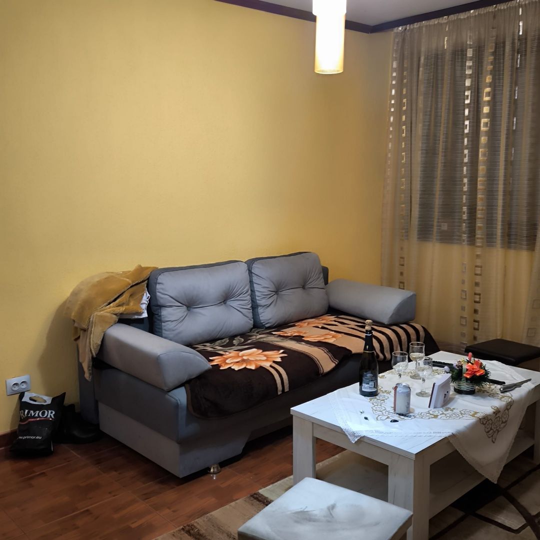 apartament 3 camere zona Dunarea, parter, cu terasa - Poză 4