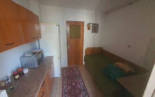 Vand apartament 2 camere zona Eden - Poză 1