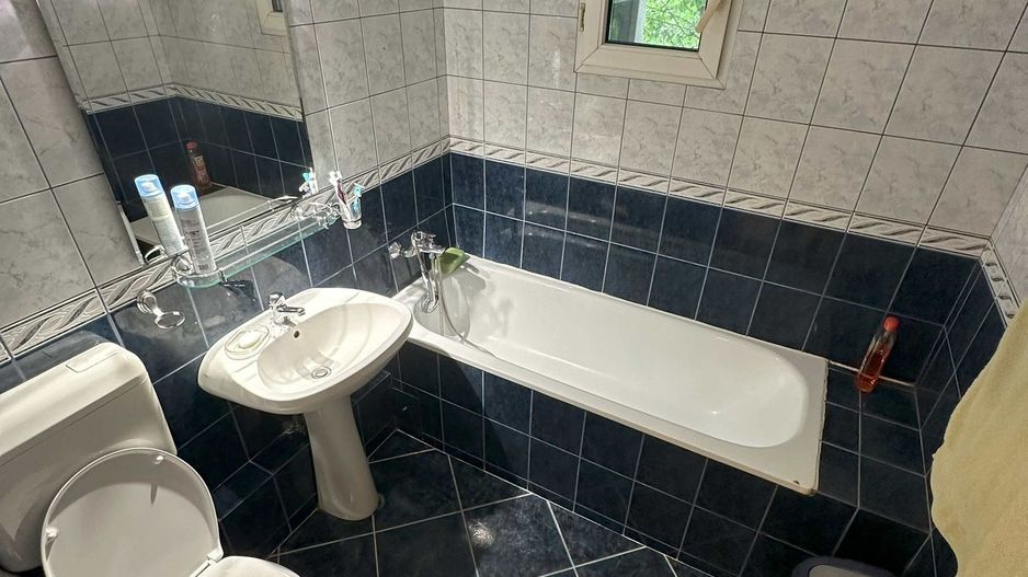 Apartament spatios cu trei camere, Vatra Luminoasa - Poză 10