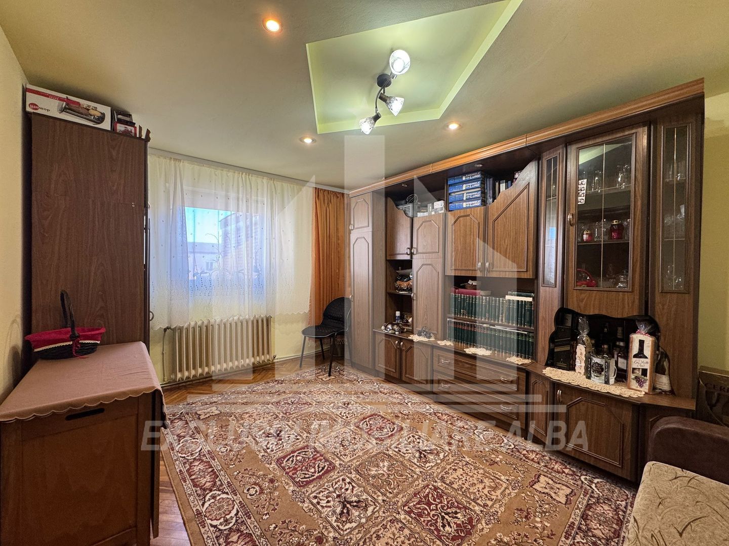 Apartament cu 2 camere de vanzare, Cetate - Poză 1