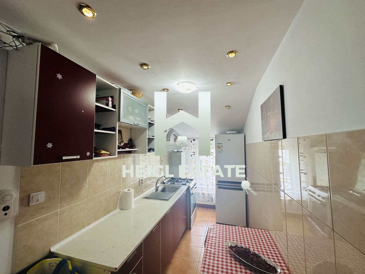 Apartament cu 2 camere langa Spitalul Judetean - Poză 1