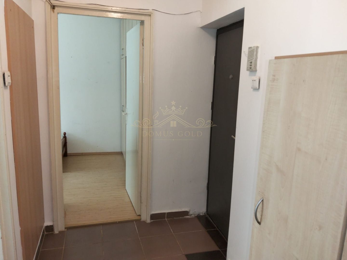 Vind apartament 3 camere in Gheorgheni . - Poză 8