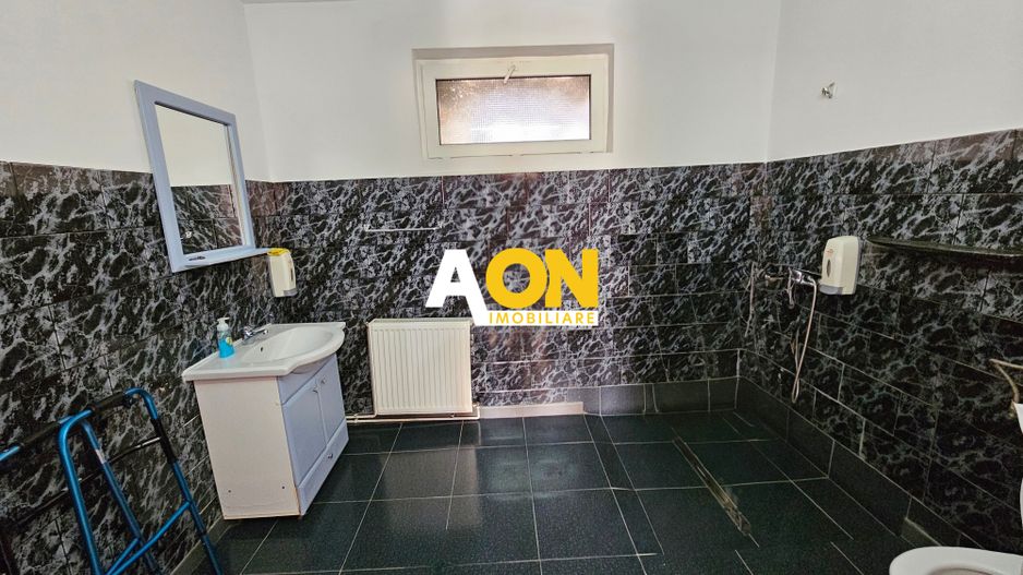 Casa 10 camere, 878 mp teren, toate utilitatile, Barabant - Poză 9