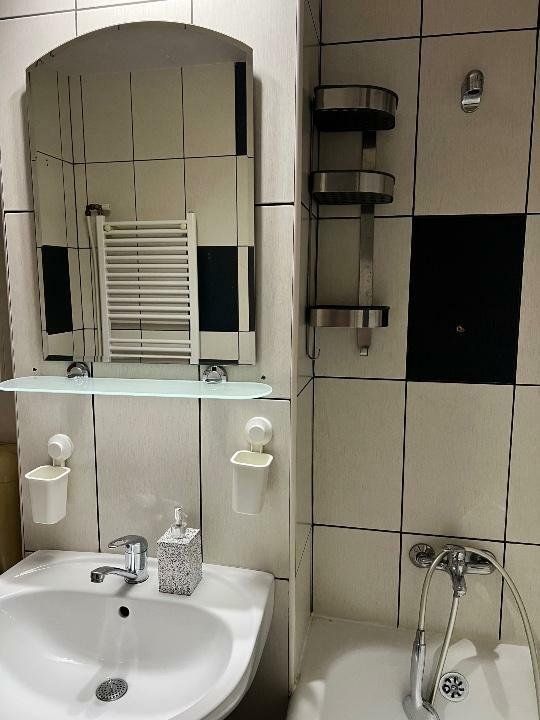 3 cam decomandat modern metrou Eroii Revolutiei S316 - Poză 14