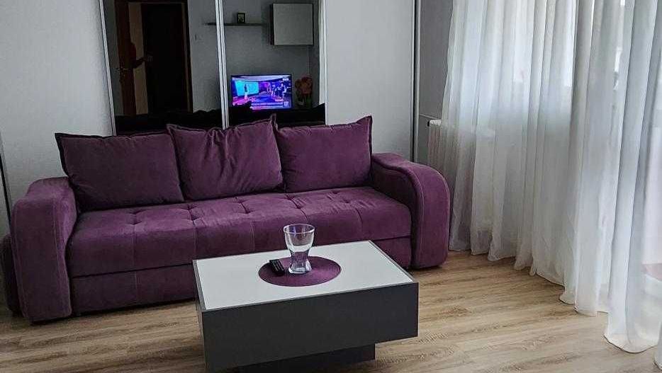 Inchiriez apartament 2 camere Iancului, bloc reabilitat, an constructie 1980, etaj 9 din 10, loc de parcare, - Poză 1