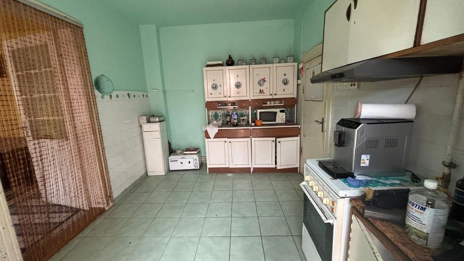 Casa pe parter cu acces auto - Poză 3