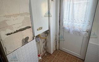 De Vânzare - Casă, Strada Griviței - Poză 20