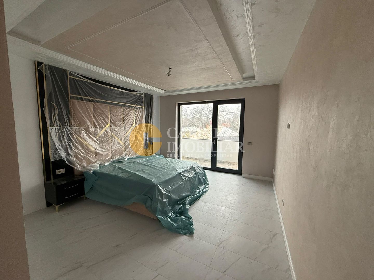 Vila PREMIUM - 6 camere - 3 bai - 750mp teren - La asfalt - Poză 8