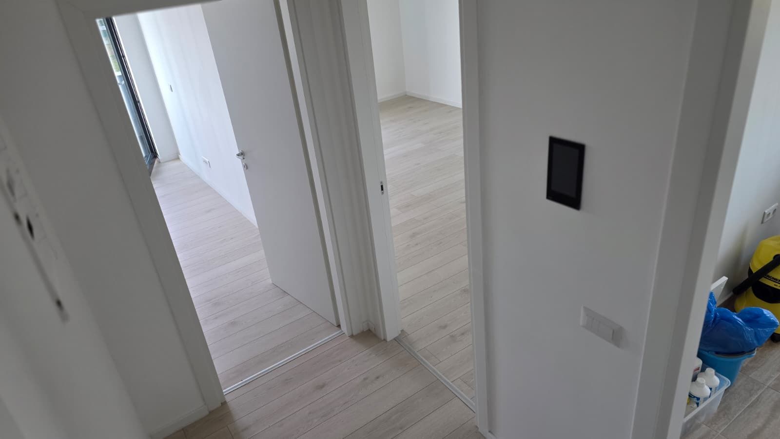 Apartament 3 camere și loc de parcare - Poză 17