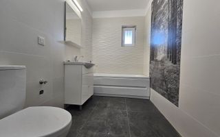 Apartament cu 4 camere si scara interioara de vanzare, Lipoveni - Poză 7