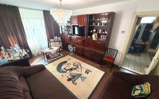2 decomandate -  etaj 2  - 1983 - 53mp - Brazda lui Novac - Consul - Poză 1
