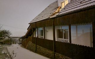 Casă spațioasă cu teren generos de 1000 mp in Dambul Rotund - Poză 12