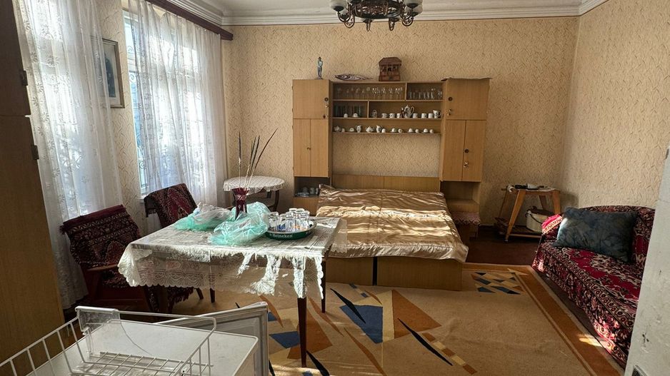 De vânzare  casă situată pe strada Mihail Sadoveanu - Poză 15