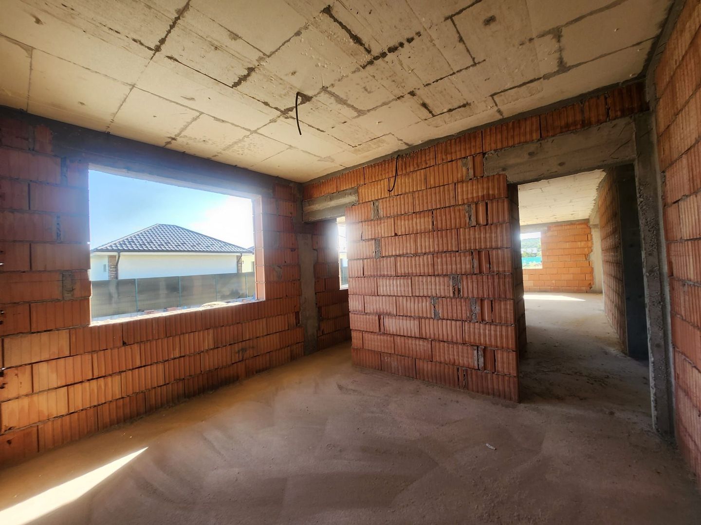 Casa noua de vanzare Smeura 185 K - Poză 4