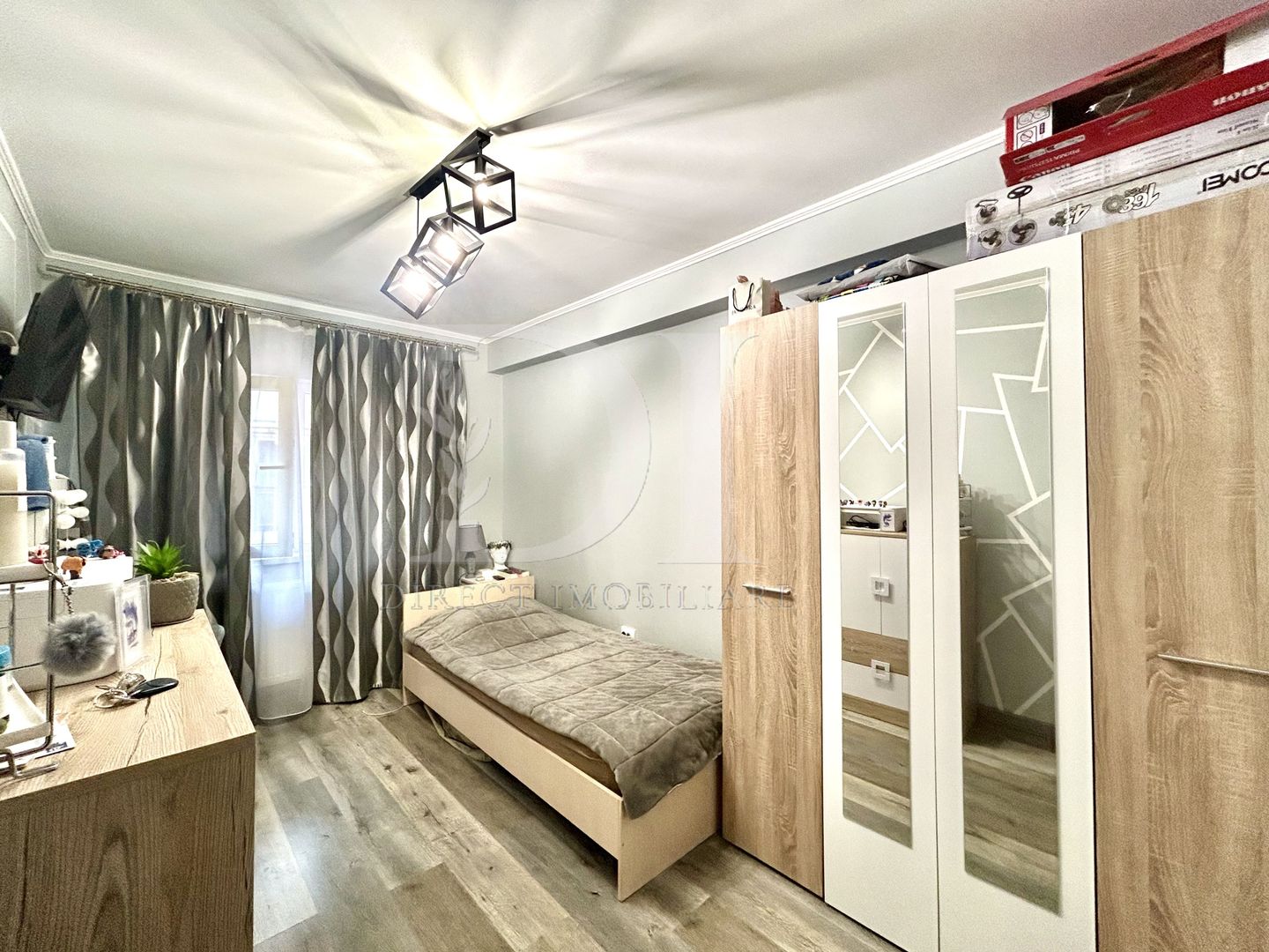 Apartament de vânzare 3 camere/ Eroilor / Floresti - Poză 7