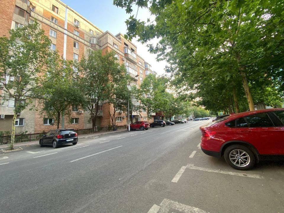 Apartament 3 camere Matei Basarab - centrala proprie - Poză 1