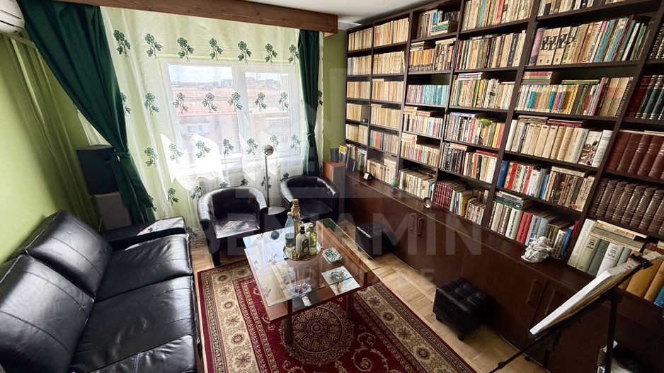 4 camere decomandat 99mp centrala mobilat Craiovita Promenada - Poză 3