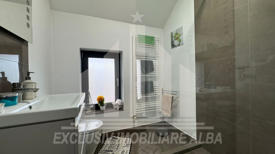 Casa tip duplex | De vanzare | 120 mp | 208 mp teren | Barabant - Poză 9