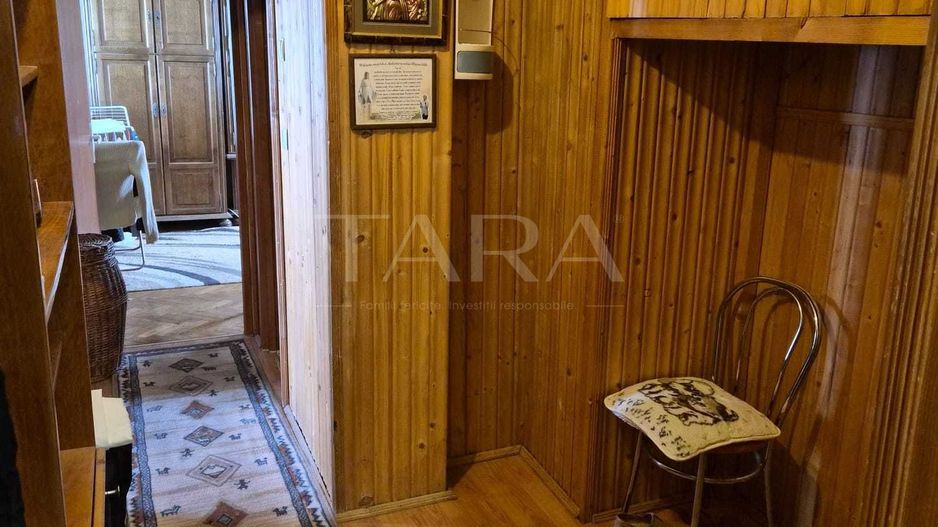 Apartament 3 camere decomandate, zona Minerva, etaj intermediar. - Poză 7