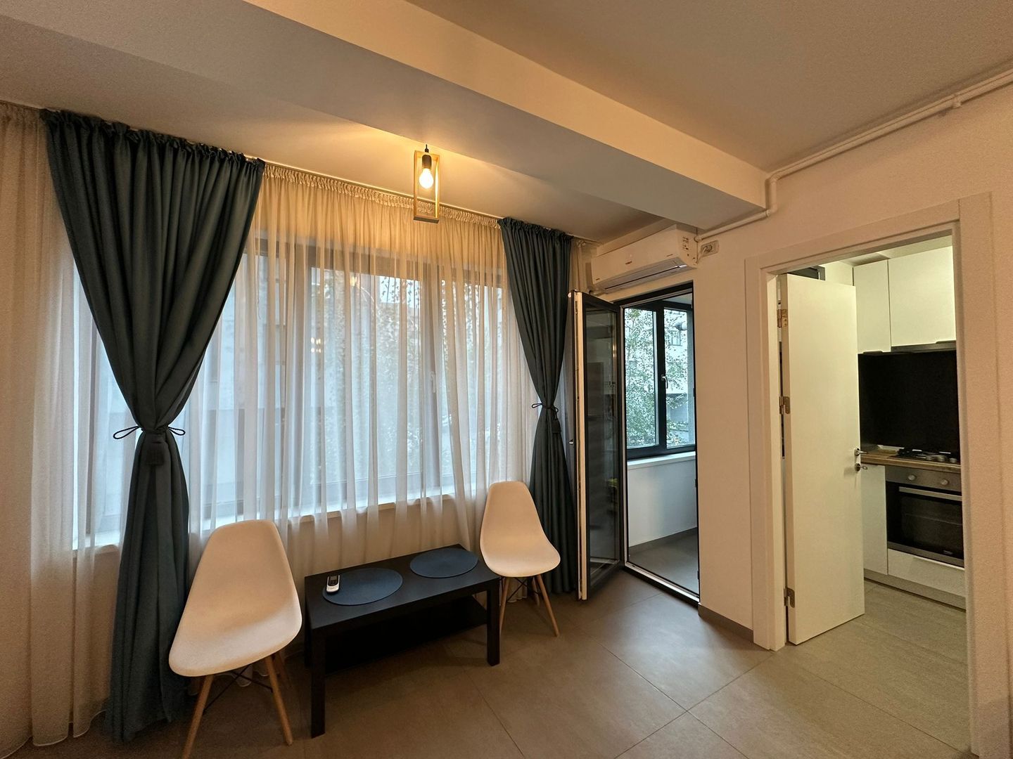 Garsoniera Cavar Brancoveanu. - Poză 2