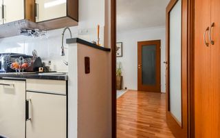 Apartament 3 camere, renovat, etaj intermediar, Manastur, zona Big! - Poză 6