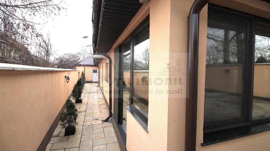 MIROSLAVA CASA EXCLUSIVISTA LA CHEIE LUX STIL MEDITERANEAN MOBILATA - Poză 25