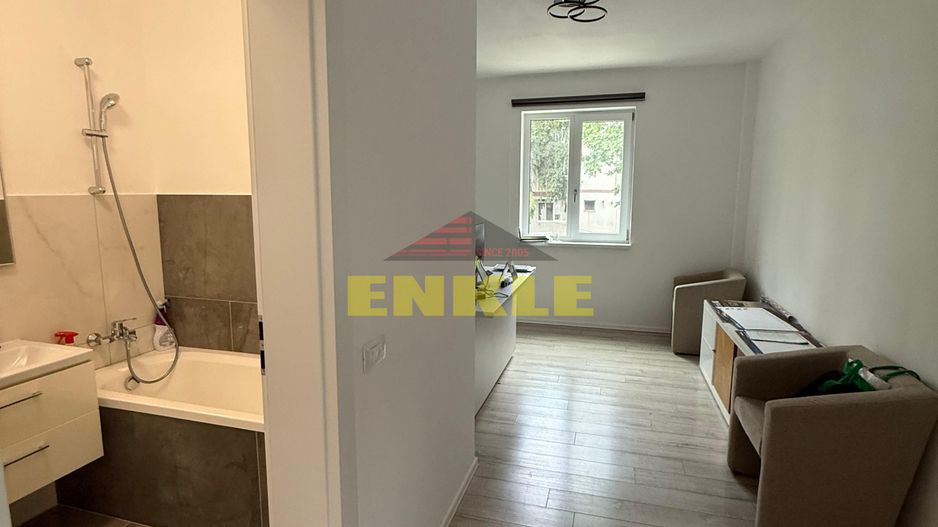 De închiriat spațiu pentru birouri – bloc nou, zona centrală - Poză 5